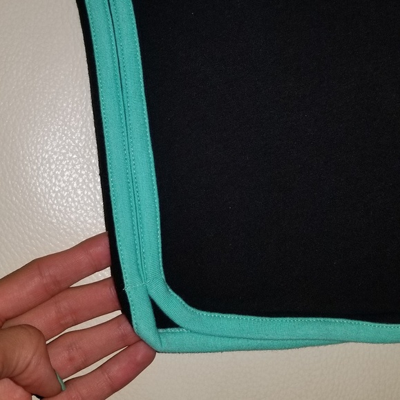 Shorts with flip-able wide waistband - Picture 2 of 3